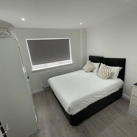 London Dagenham Apartments Luaran gambar